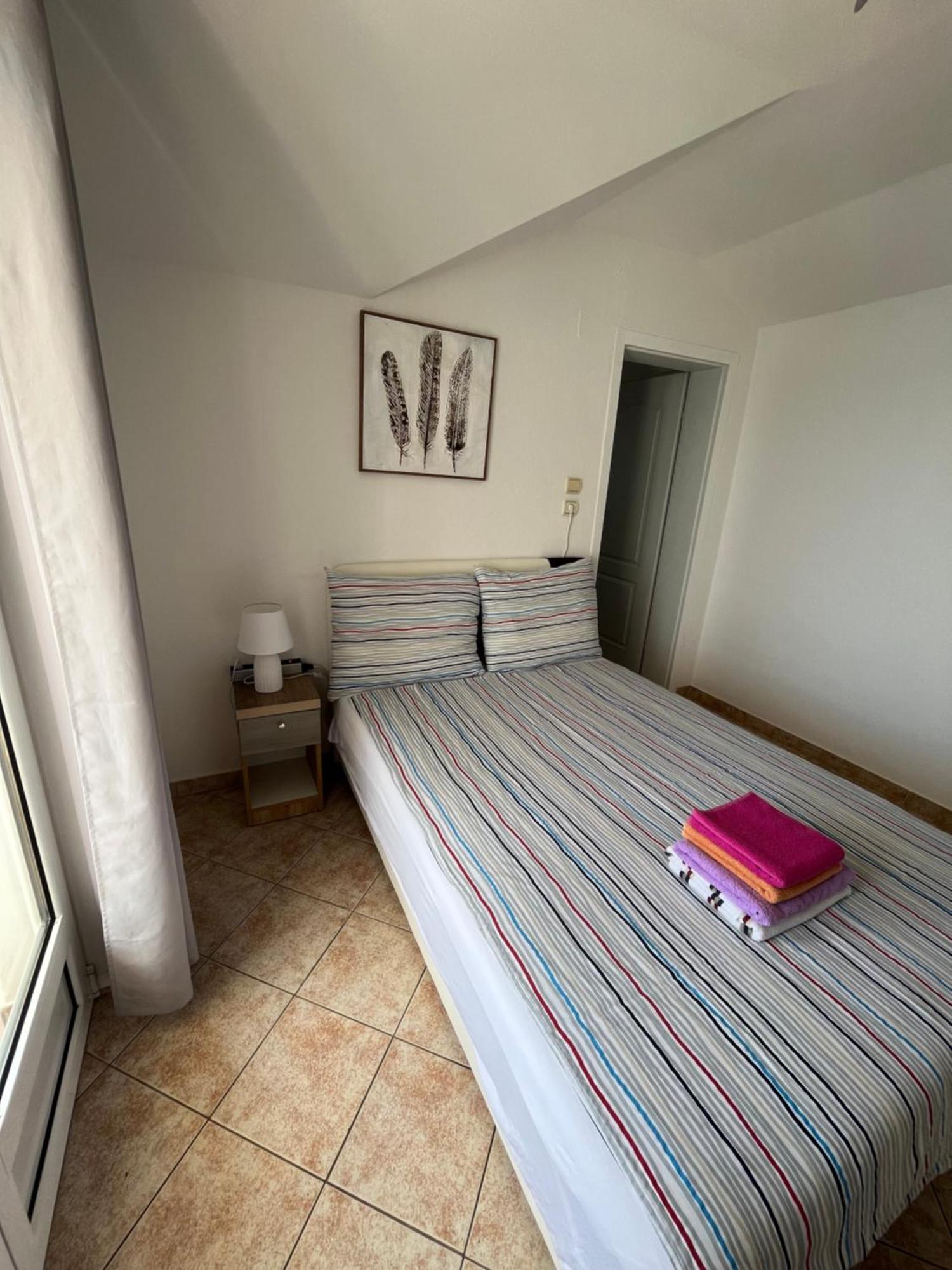 Apartmani Kalinic Bijela Ngoại thất bức ảnh